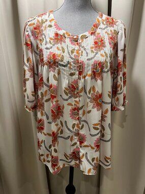 The Vision Apparel Vintage Sleeveless Silk Pantsuit in size 8 is a stylish and c